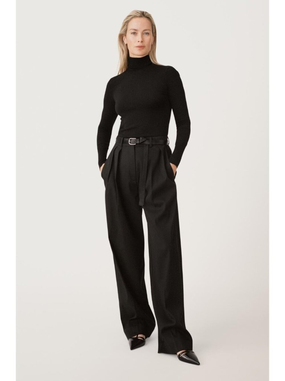 Zara Womens Sweater Medium Black High Neck Wool Blend 50th Anniv 2893/084 NWT